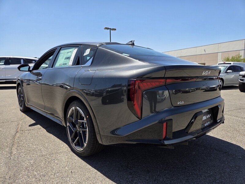 New 2026 Interstellar Gray Kia GT-Line image 4