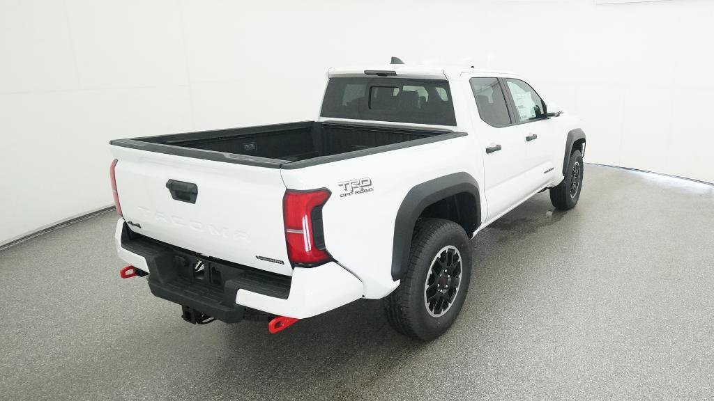 Used 2025 White Toyota  image 19