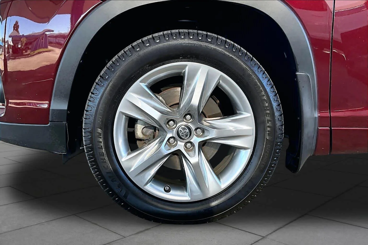 Used 2017 Ooh La La Rouge Mica Toyota Limited image 11