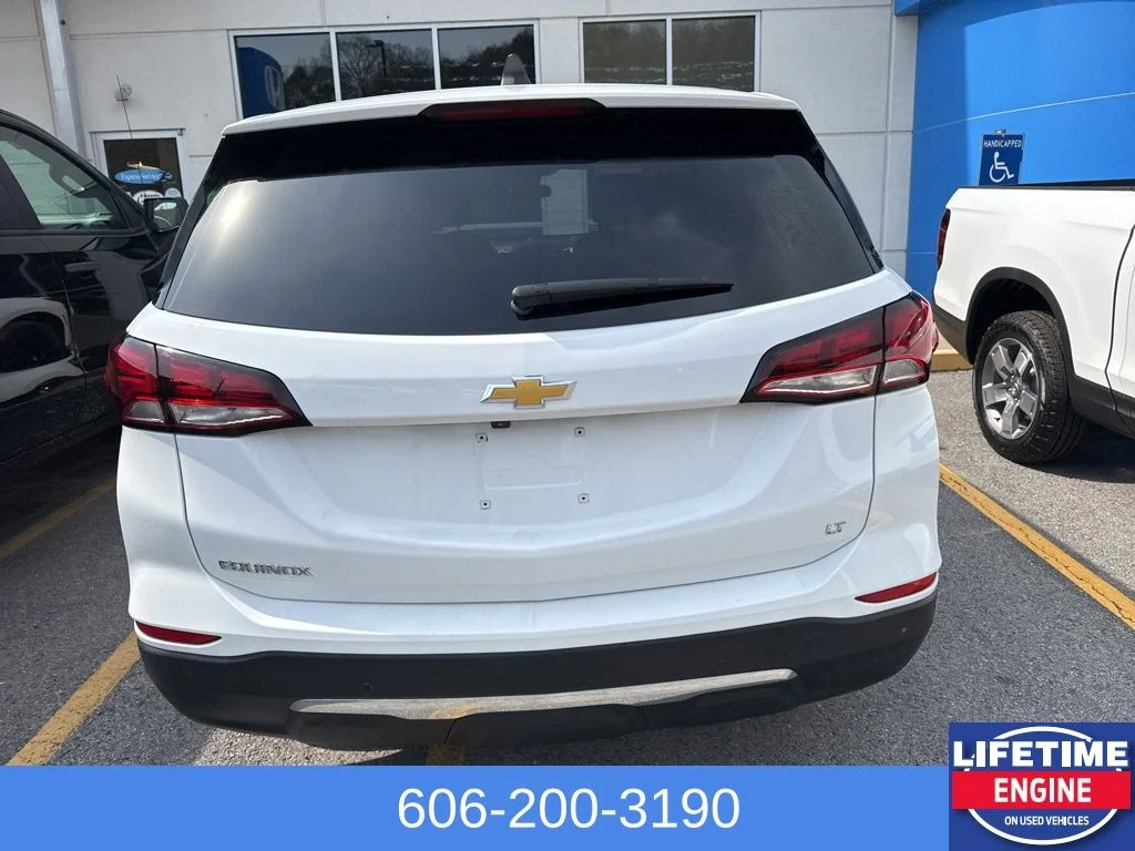 Used 2024 White Chevrolet LT image 9