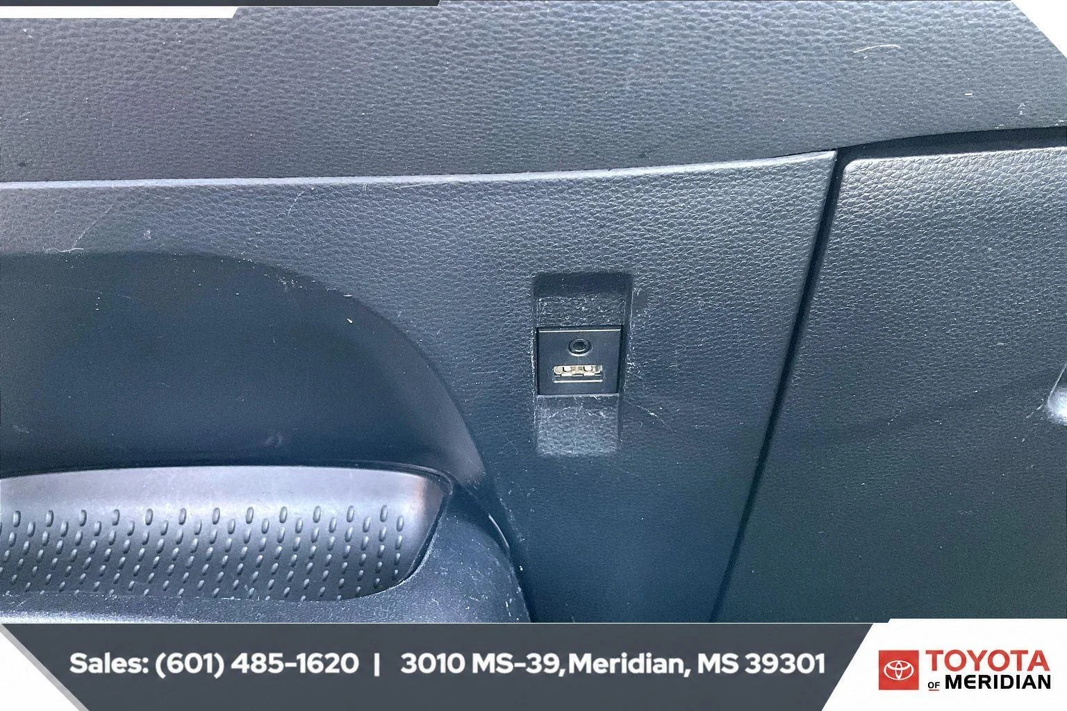 Used 2020 Celestite Gray Metallic Toyota SE image 23