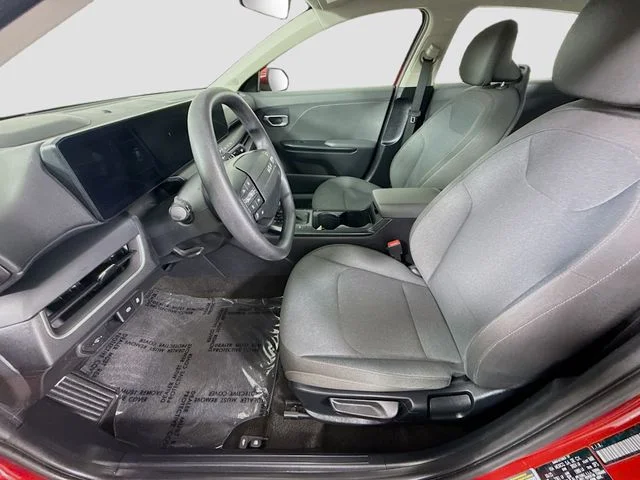 Used 2025 Red Kia LXS image 19