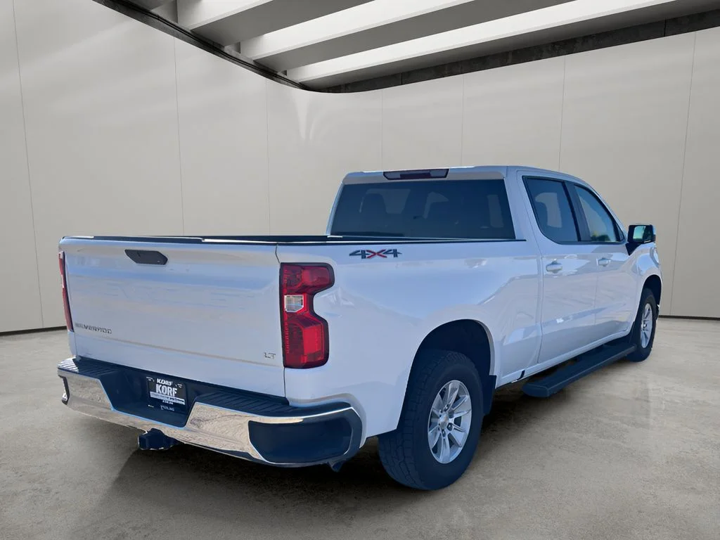 Used 2022 Summit White Chevrolet LT image 5