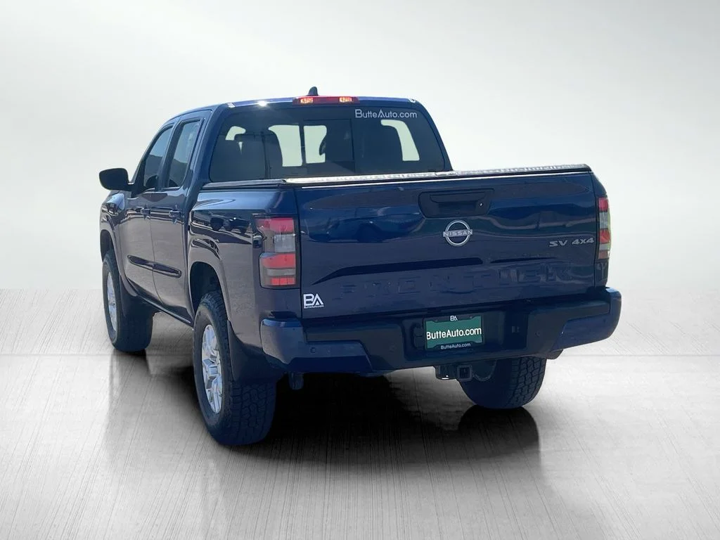 Used 2023 Deep Blue Pearl Nissan SV image 5