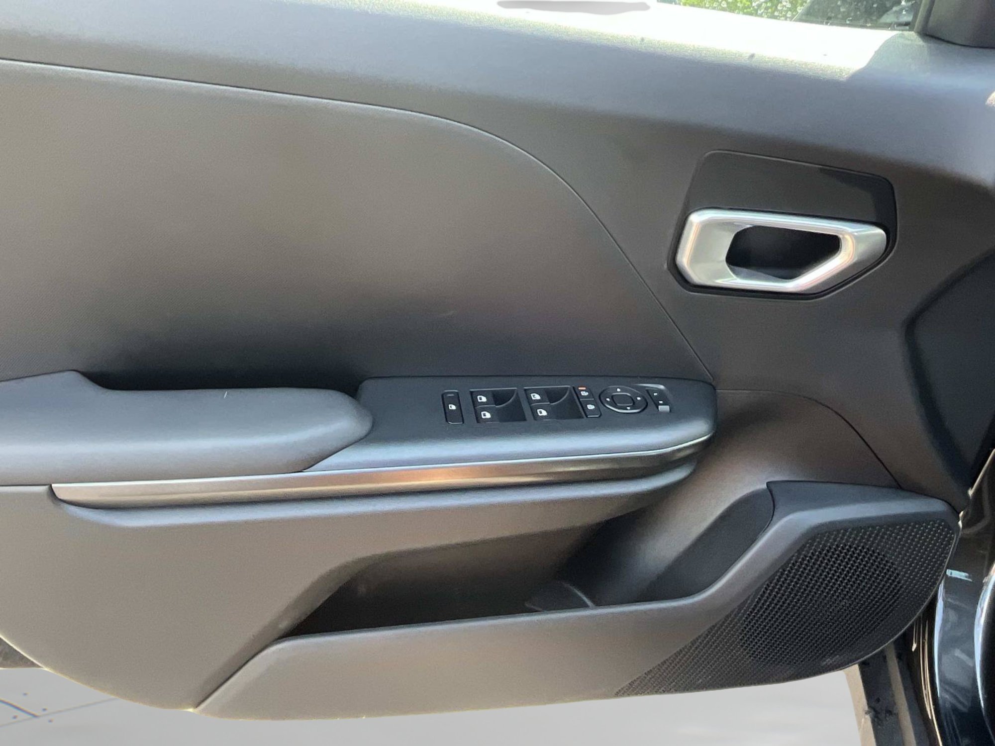 New 2026 Interstellar Gray Kia LXS image 20