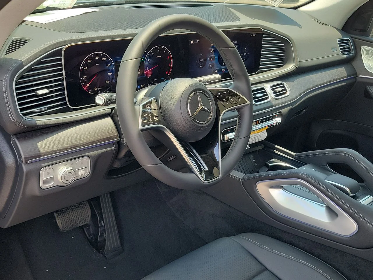 New 2026 Black Mercedes-Benz GLS 450 image 22