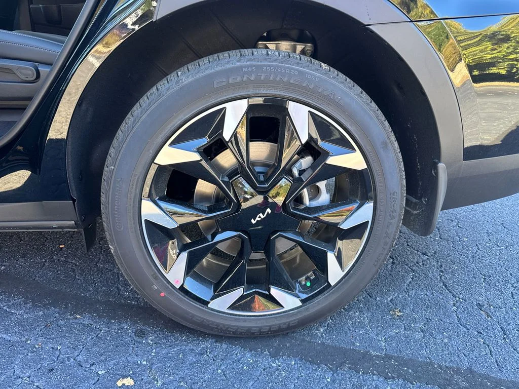 New 2026 Black Kia EX image 20