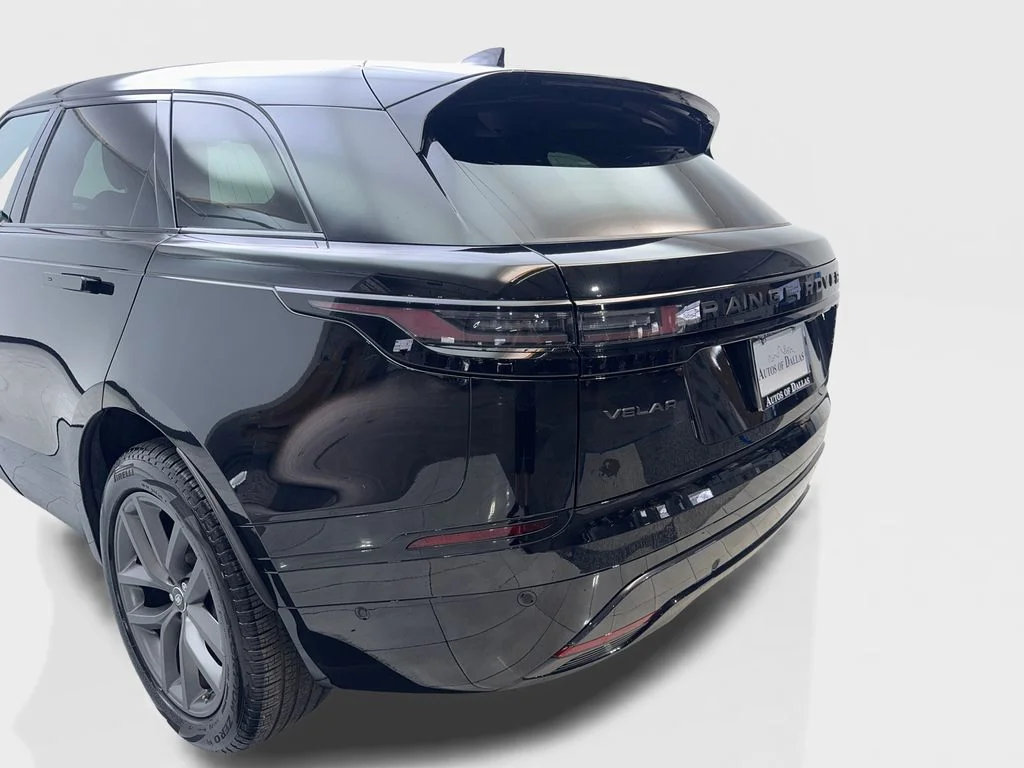 Used 2026 Black Land Rover Dynamic SE image 20