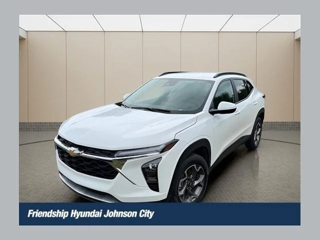 2025 Chevrolet Trax LT's photo
