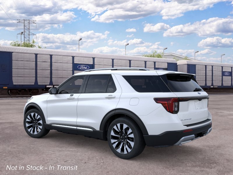 New 2026 Star White Metallic Tri-Coat Ford Platinum™ image 4
