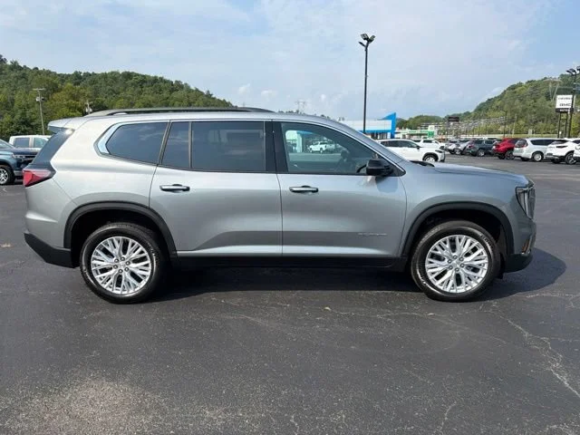 New 2026 Sterling Metallic GMC Elevation image 9