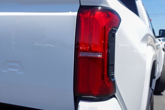 New 2026 Ice Cap Toyota  SR5 image 7