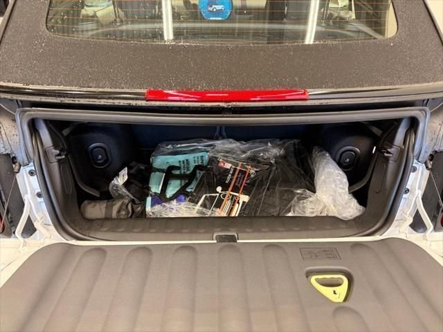 2026 MINI Convertible Base - Photo 20