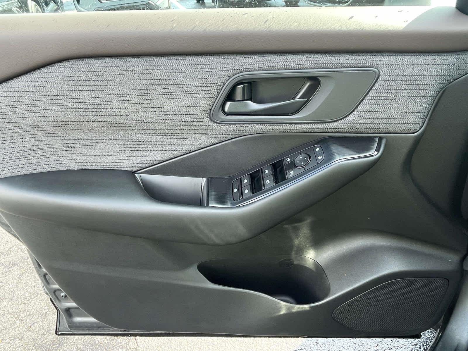 Certified Used 2023 Gun Metallic Nissan S image 31