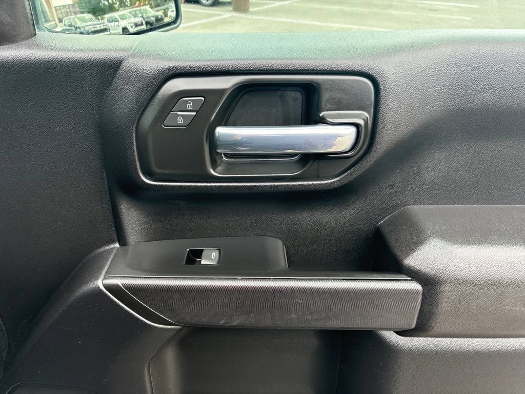 Used 2023 DARK ASH METALLIC Chevrolet Custom image 33