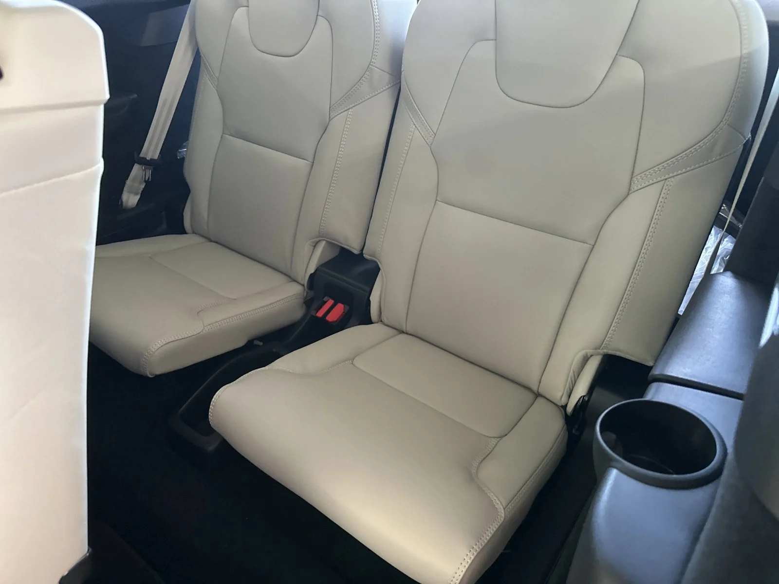 New 2026 Blue Volvo T8 Ultra image 16