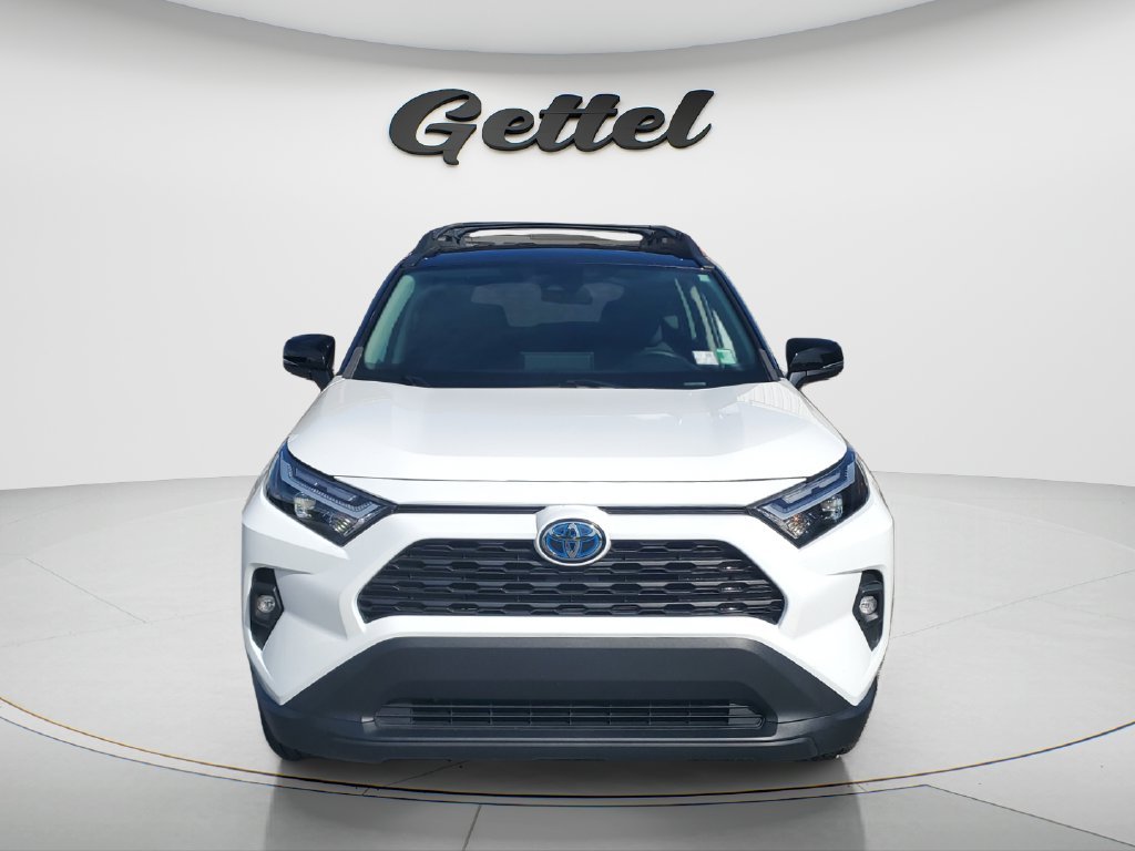 Used 2023 White Toyota Woodland Edition image 2
