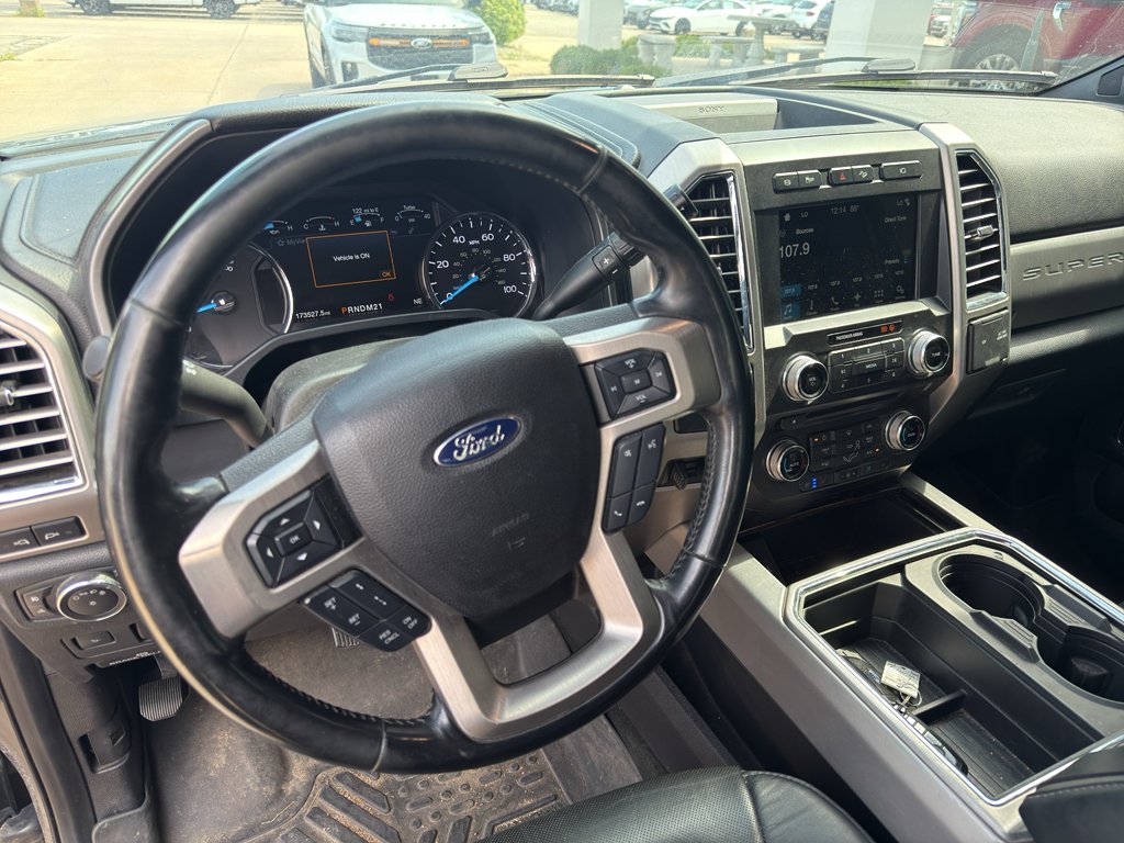Used 2017 Magnetic Metallic Ford Platinum image 11