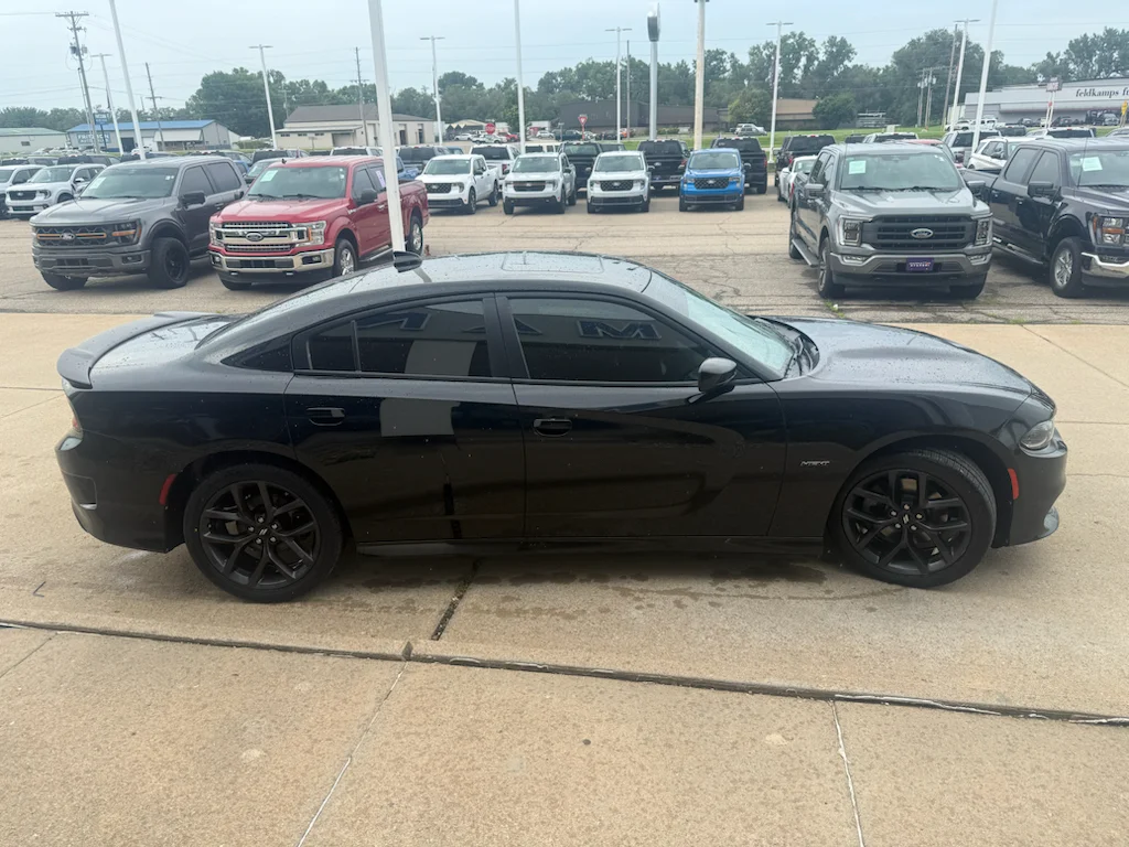 Used 2019 Pitch Black Clearcoat Dodge R/T image 5