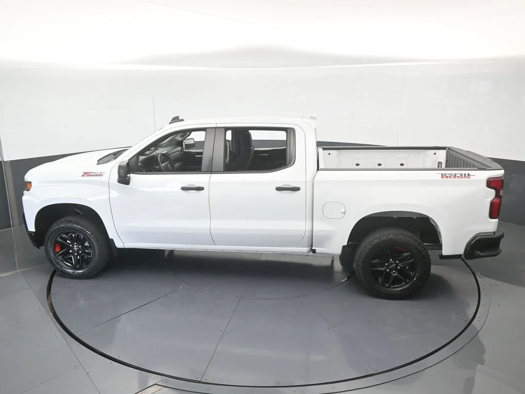 Used 2021 Summit White Chevrolet Custom Trail Boss image 51