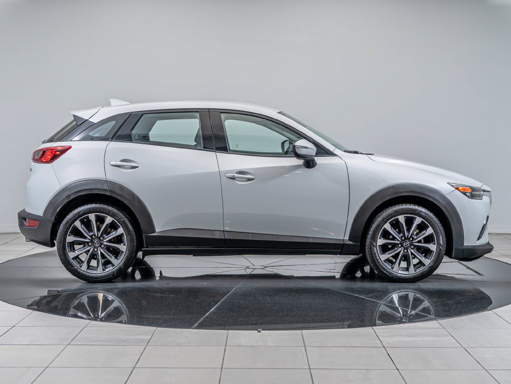 Used 2019 Ceramic Metallic Mazda Touring image 11