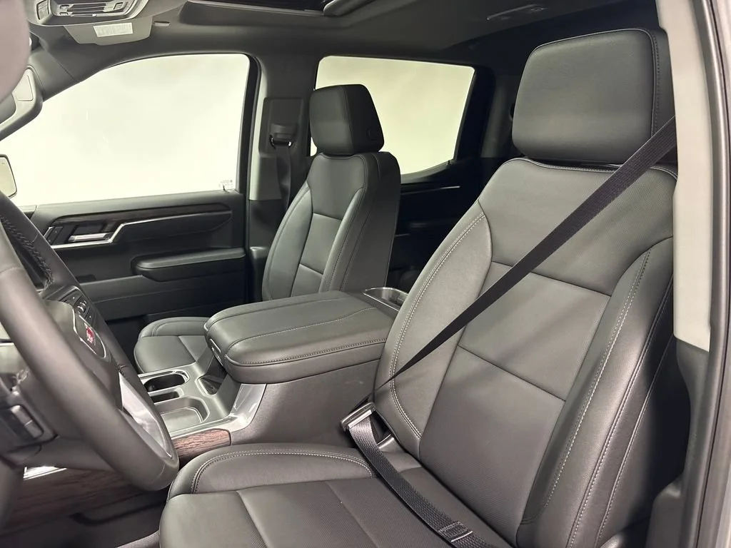 2026 GMC Sierra 1500 SLT - Photo 24