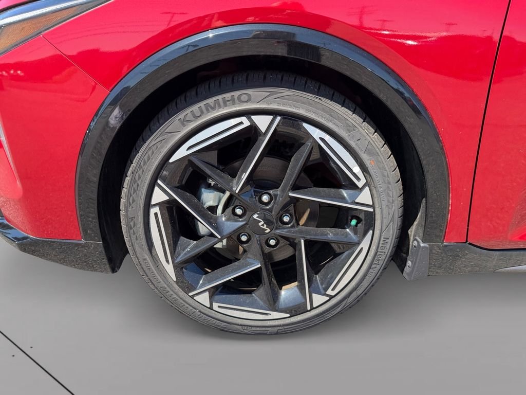 2025 Kia K4 GT-Line - Photo 9