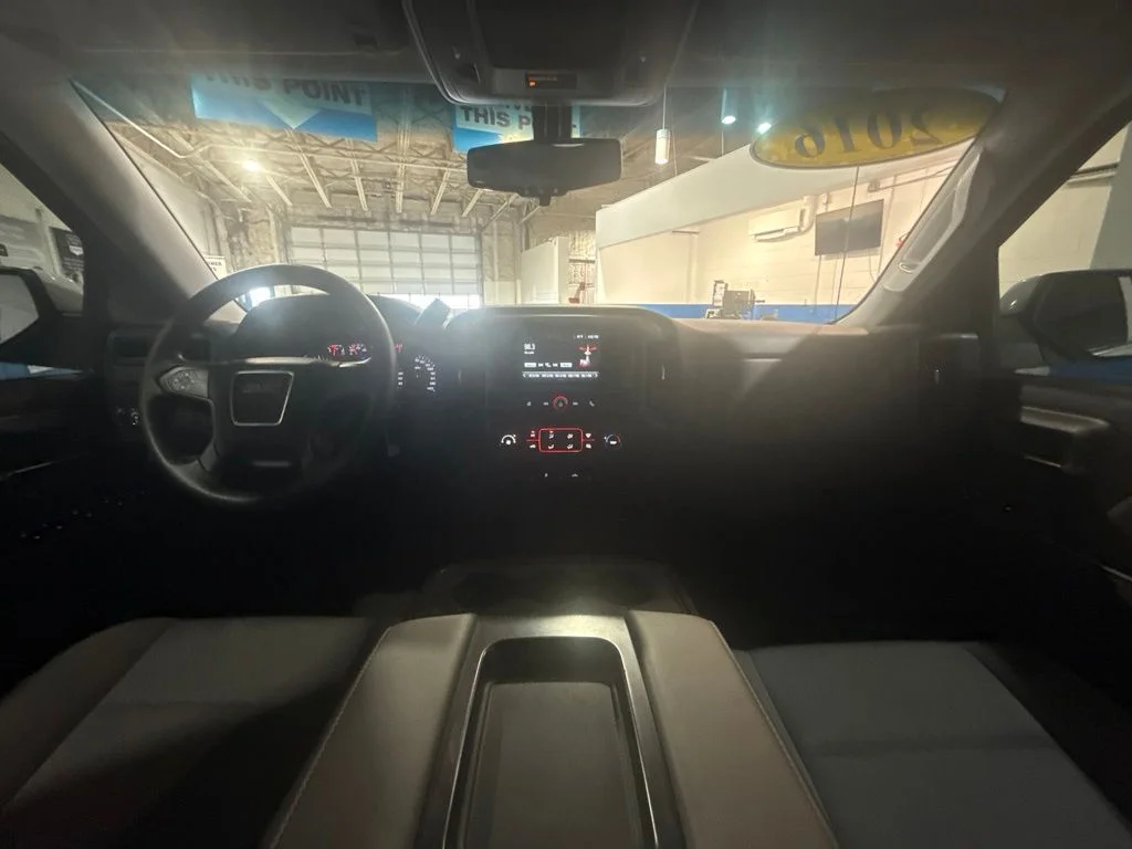 Used 2016 Summit White GMC Base image 19