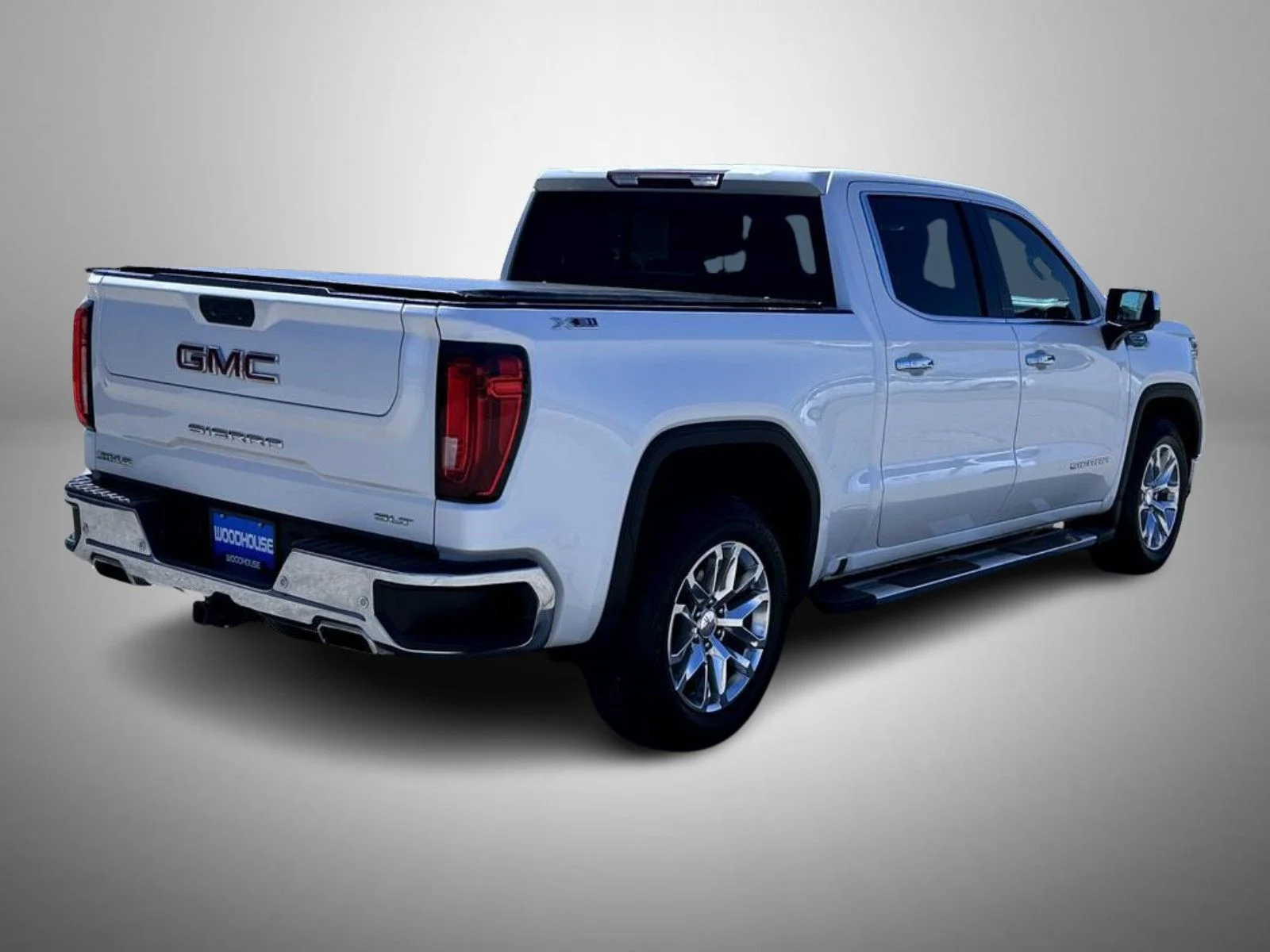 Certified Used 2022 White GMC SLT image 5