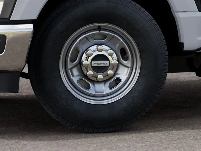 New 2027 Oxford White Ford F-250® XL image 41