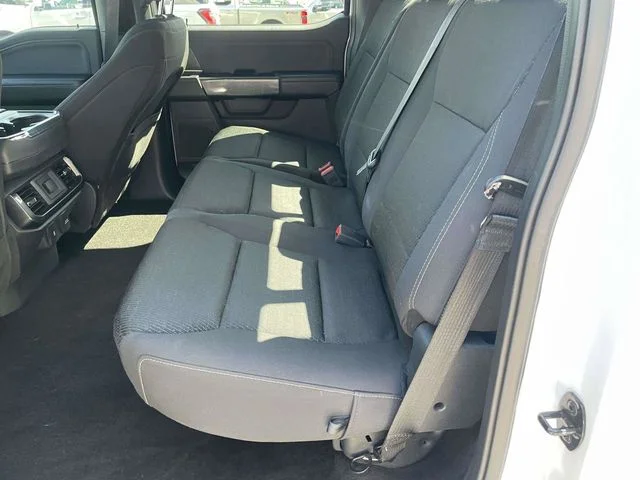 Used 2022 White Ford XLT image 12
