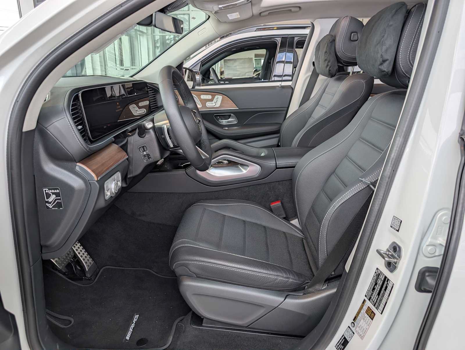 2026 Mercedes-Benz GLS Base - Photo 4