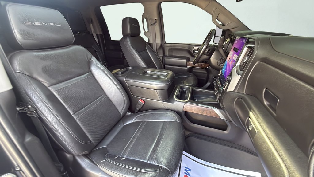 Used 2021 CARBON BLACK METALLIC GMC Denali image 51