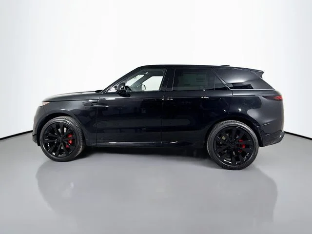 New 2026 Santorini Black Metallic Land Rover Dynamic SE image 8