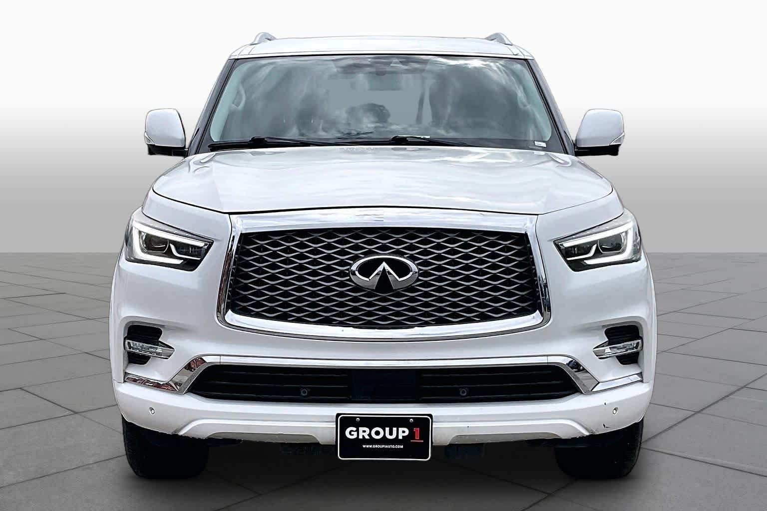 Used 2019 Moonstone White INFINITI LUXE image 4