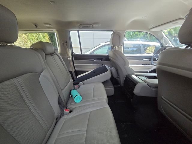 Used 2024 White Jeep Series II image 11