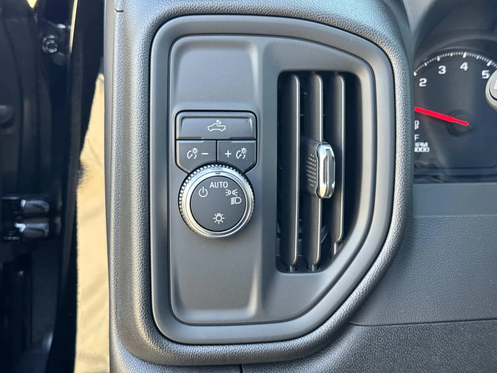 2026 GMC Sierra 1500 Pro - Photo 12