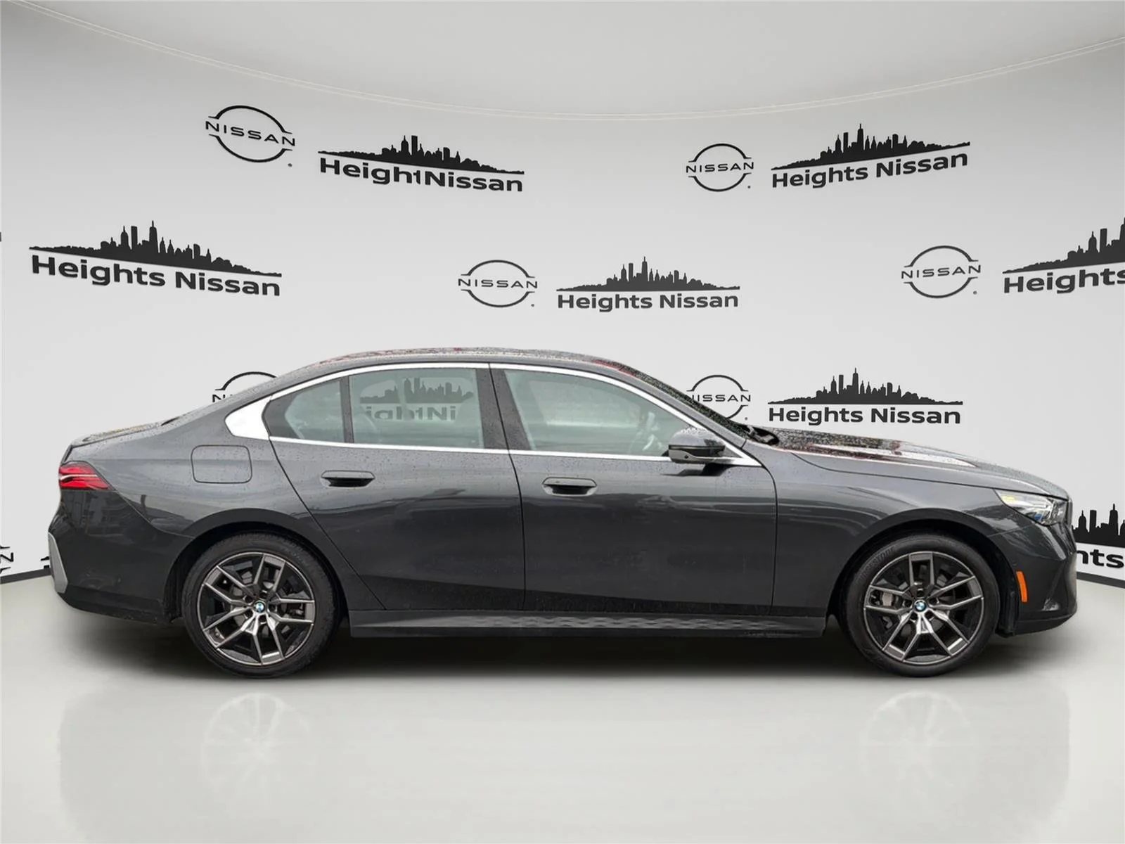2026 BMW 5 Series 530i - Photo 6