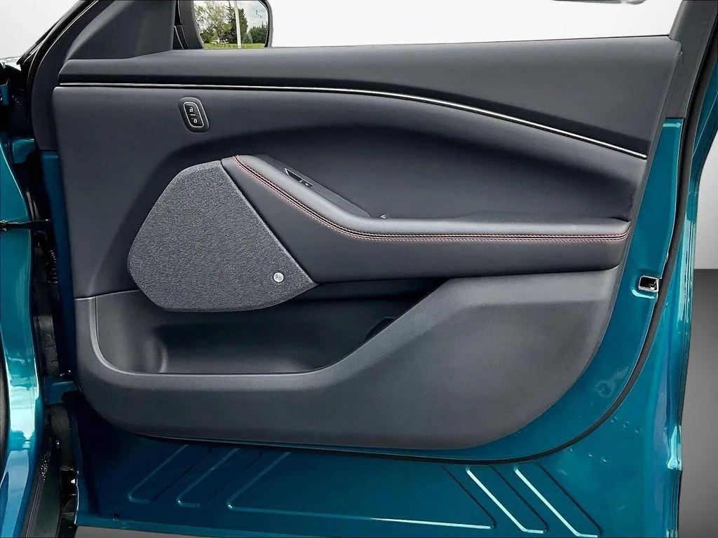 New 2026 Adriatic Blue Metallic Ford Premium image 37