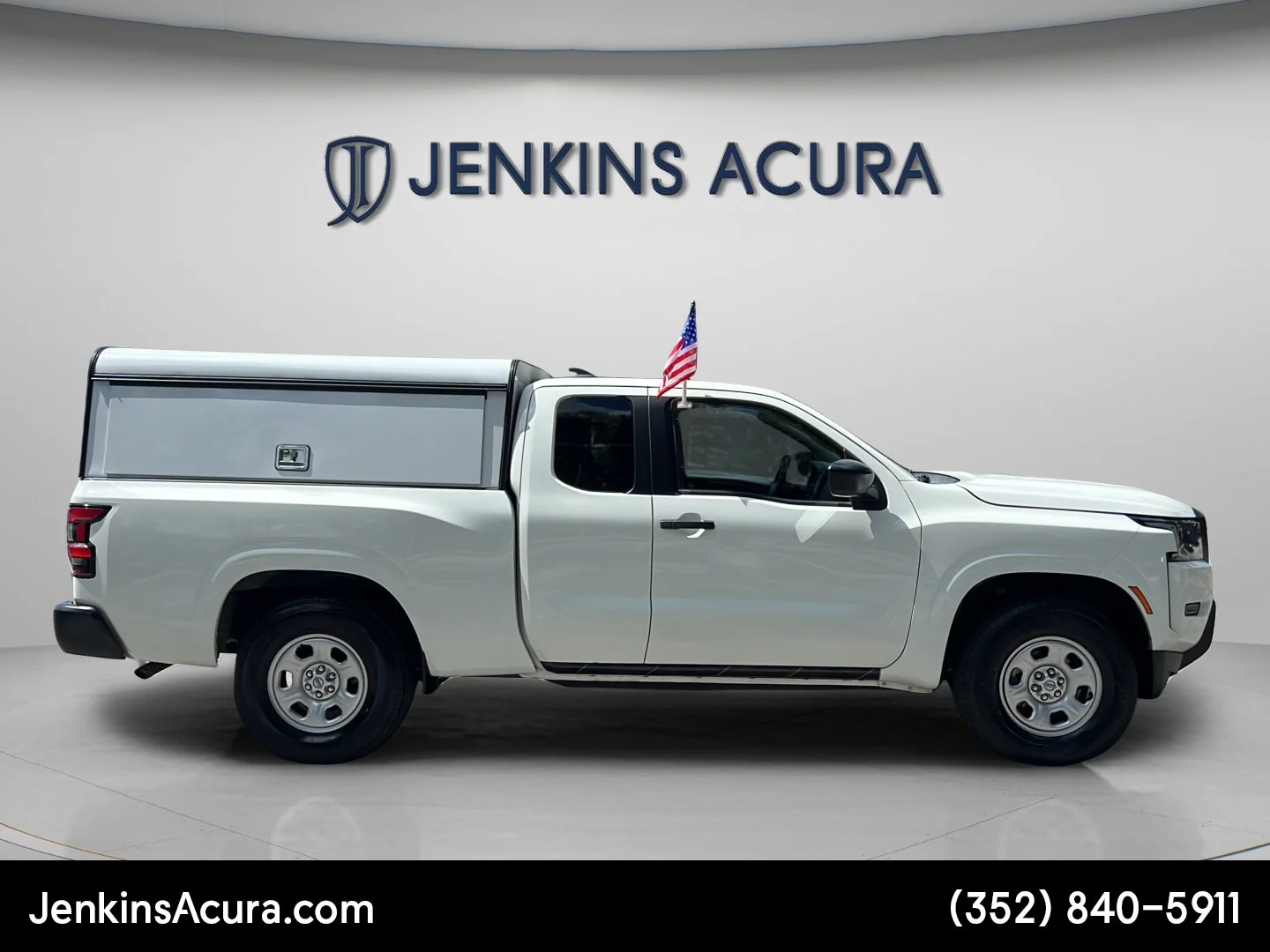 Used 2023 Glacier White Nissan S image 2