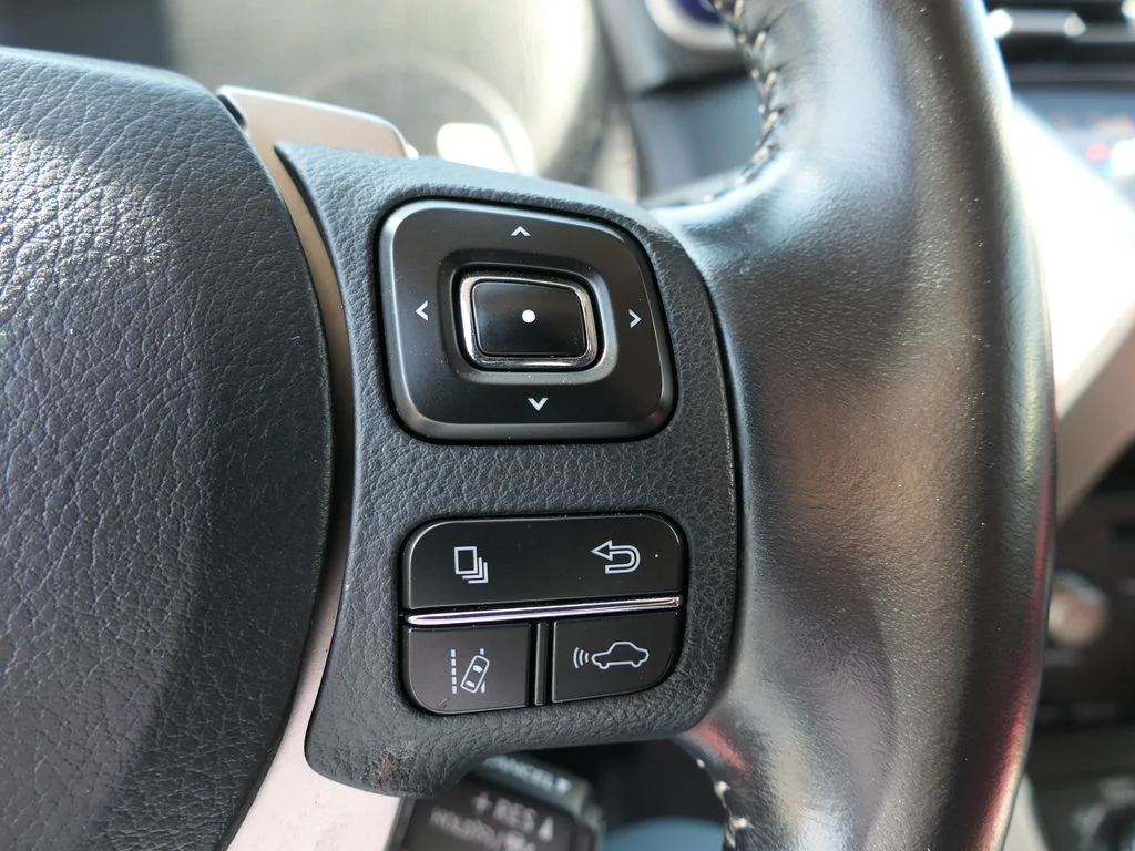 Used 2020 Caviar Lexus 300h image 15