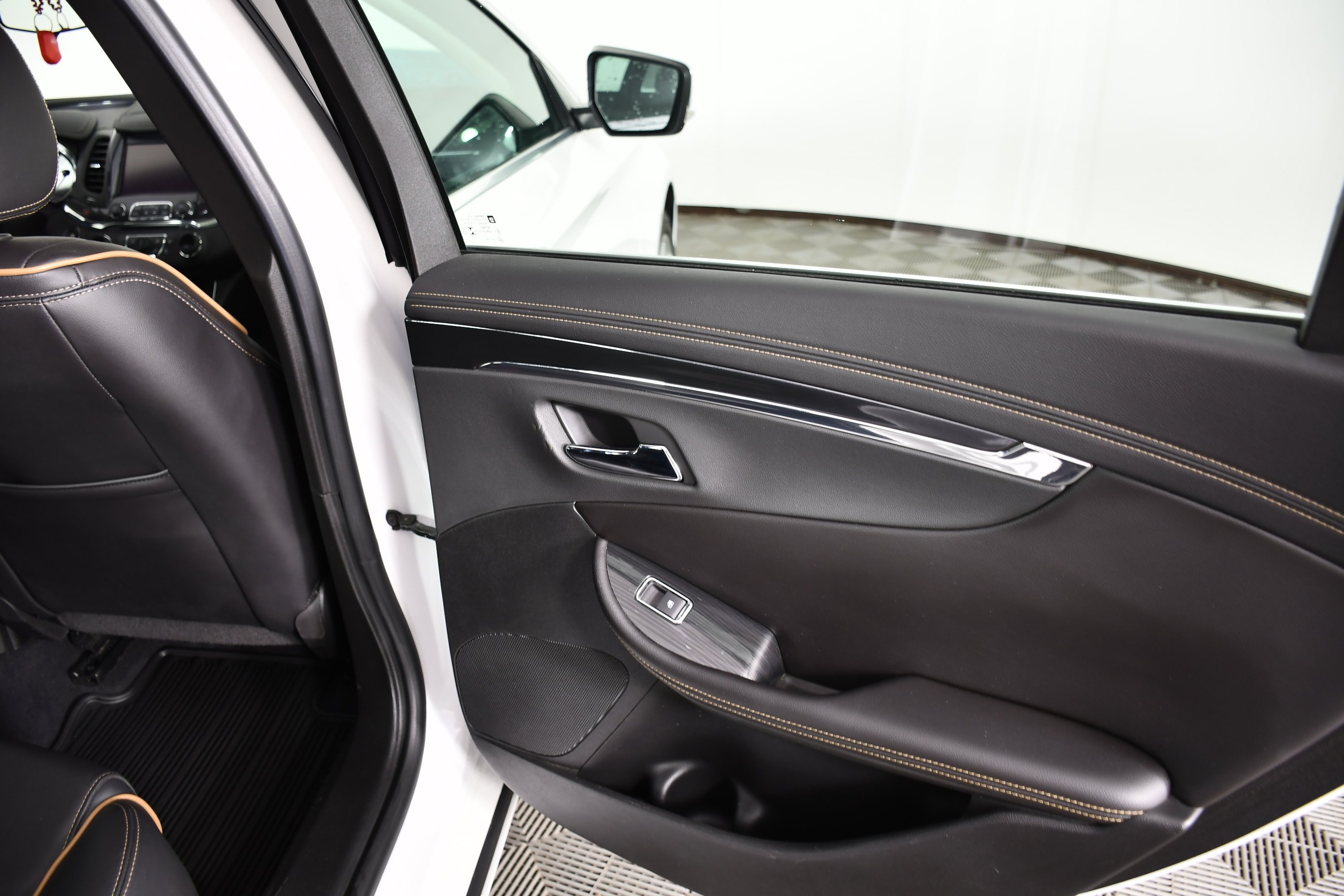 Used 2020 White Chevrolet Premier image 42