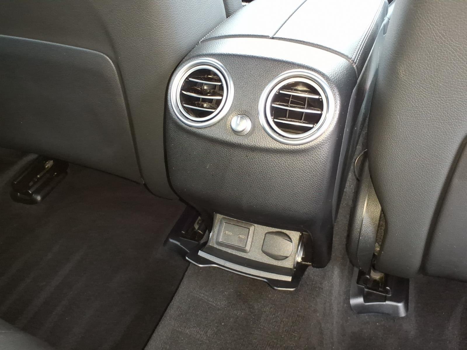Used 2023 Black Mercedes-Benz GLC 300 image 28