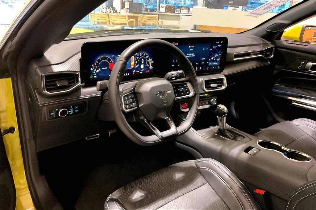 2025 Ford Mustang EcoBoost Premium Fastback - Photo 8