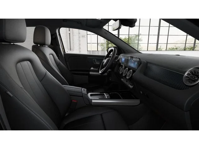 New 2026 Black Mercedes-Benz GLA 250 image 4