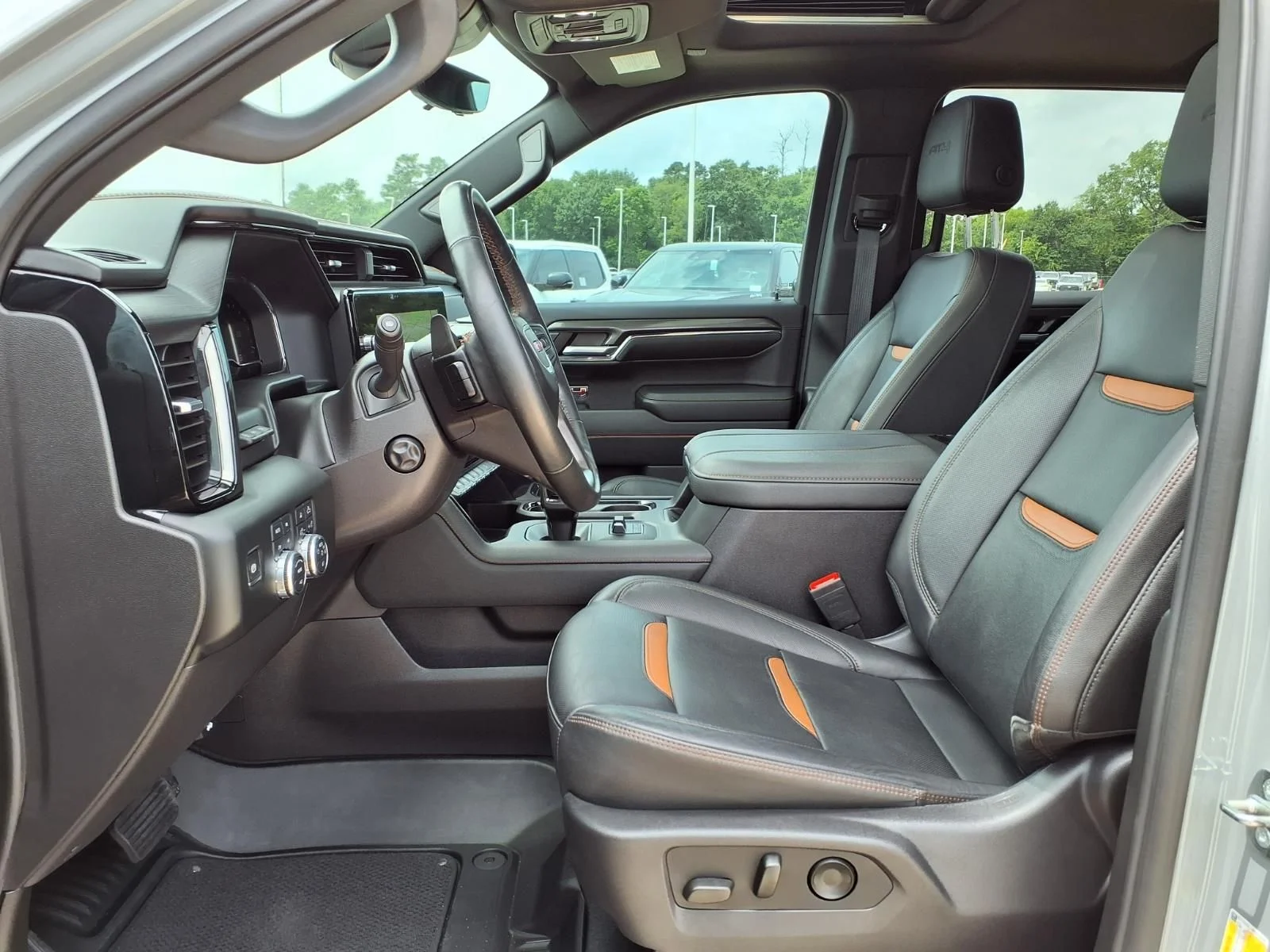 Used 2024 Gray GMC AT4 image 18