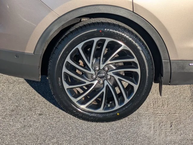 Certified Used 2019 Mocha Lincoln Reserve image 11