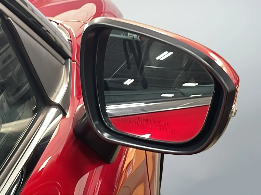 Used 2024 Red Mitsubishi SE image 44