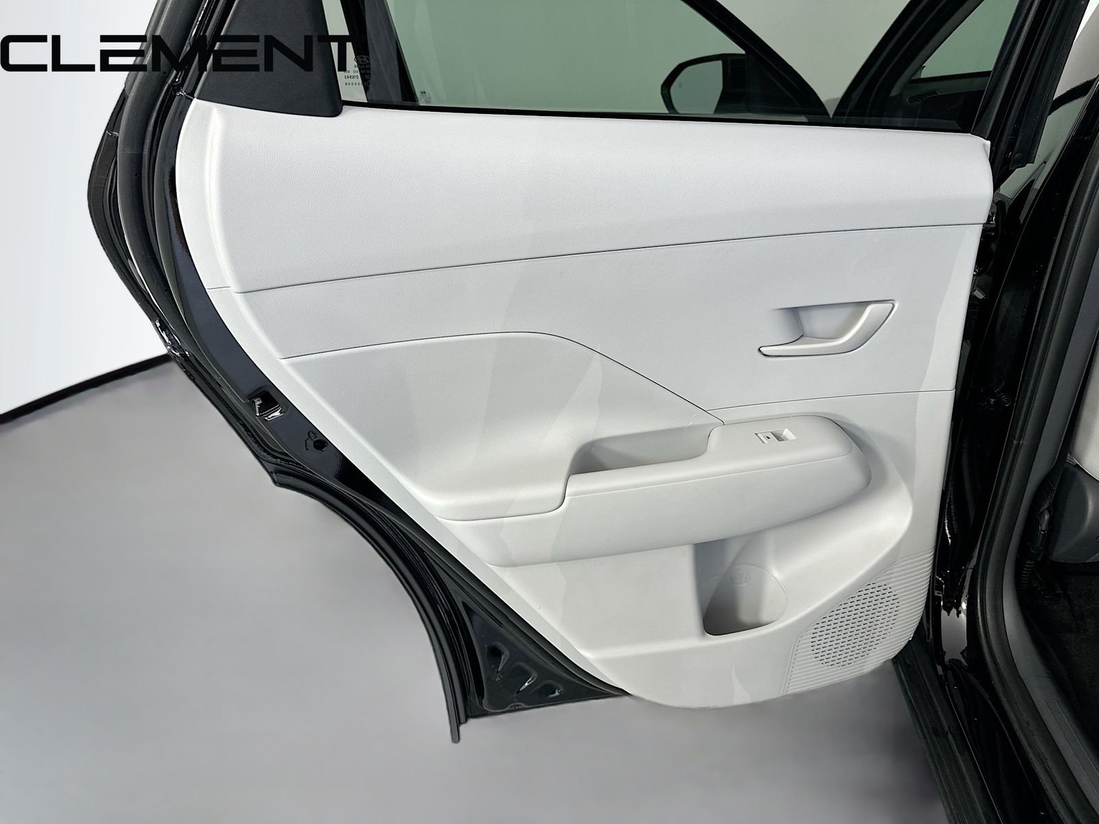 Certified Used 2025 Black Hyundai SEL image 29
