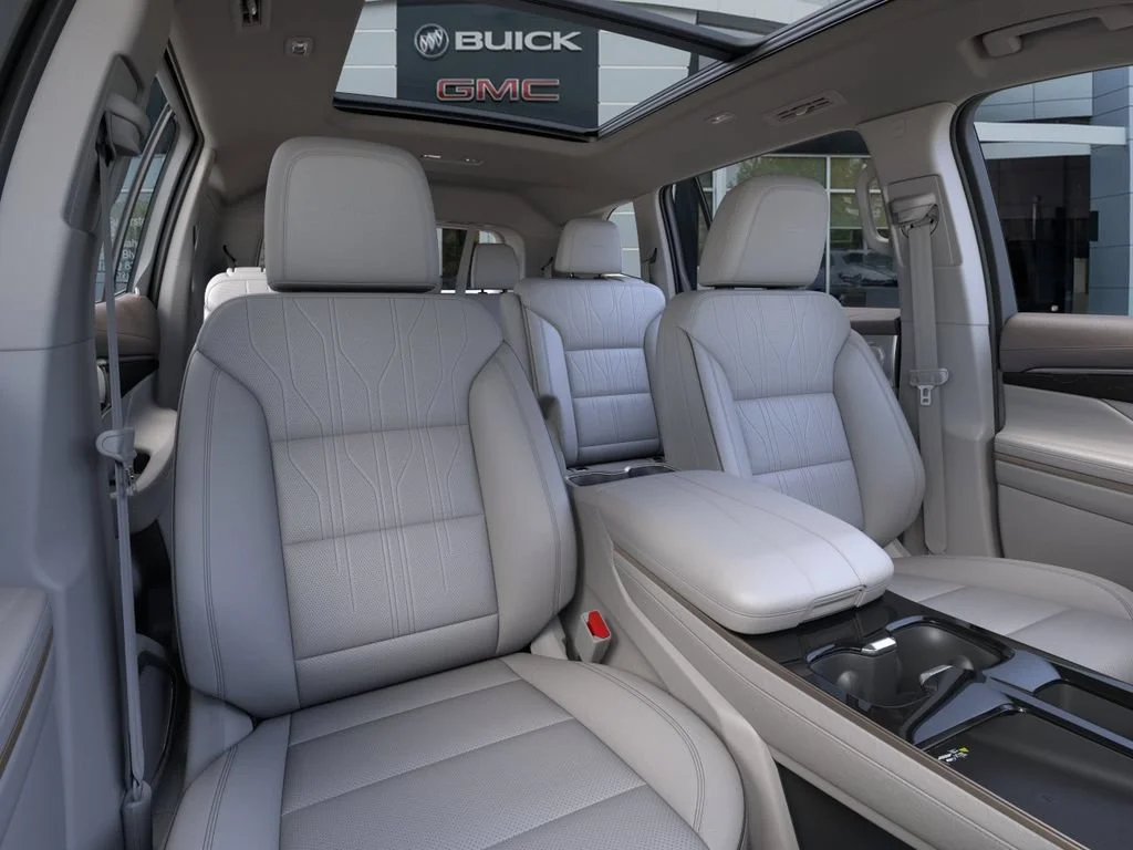 New 2026 Iridescent White Tricoat Buick Avenir image 16